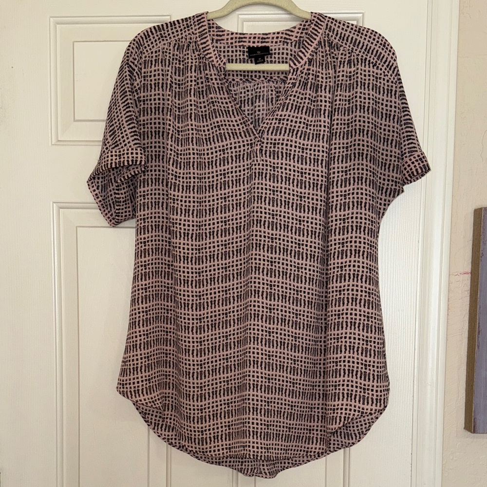 Worthington Black and Pink Blouse
